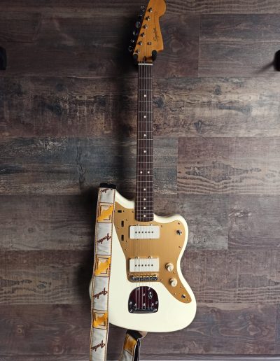 Exposición en pared de guitarra Fender Squier J Mascis Jazzmaster Electric Guitar