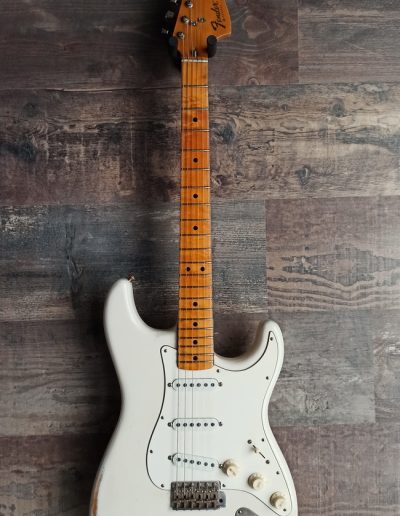 Exposición en pared de guitarra Fender Jimi Hendrix Strat