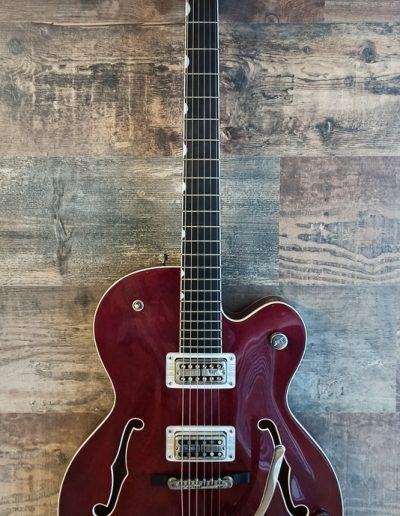 Exposición en pared de guitarra Gretsch G6119t-et Tennessee Rose