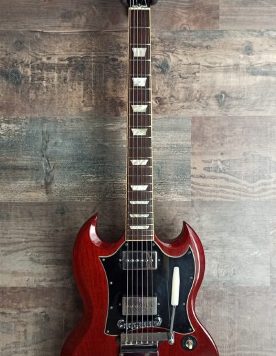 Exposición en pared de guitarra Gibson 50th Anniversary Robby Krieger SG Heritage