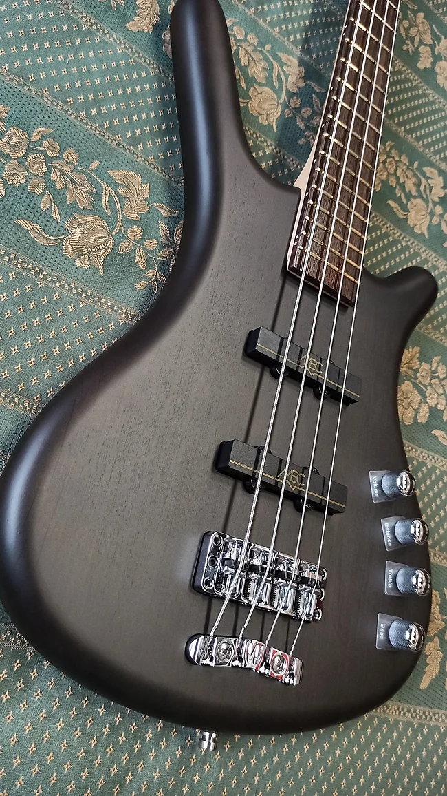 Warwick RockBass Corvette Basic, 4-Strings 2024 - Nirvana Black Transparent Satin - Imagen 5