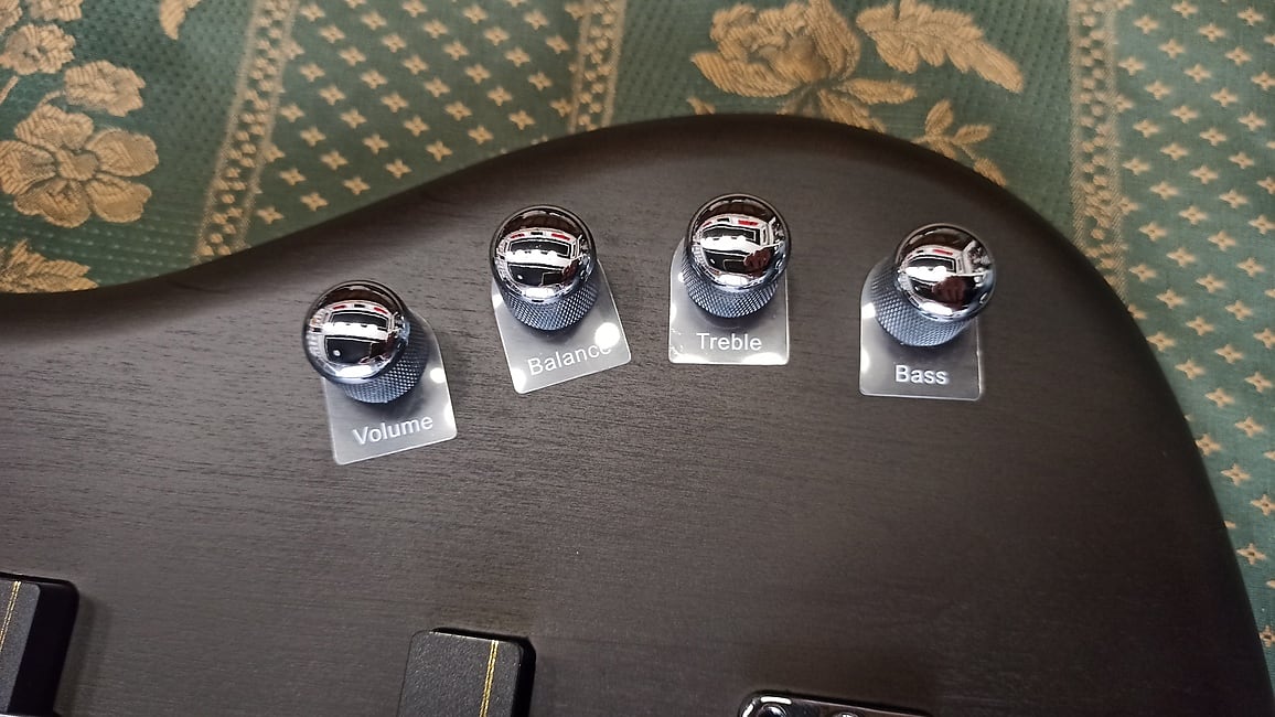 Warwick RockBass Corvette Basic, 4-Strings 2024 - Nirvana Black Transparent Satin - Imagen 9