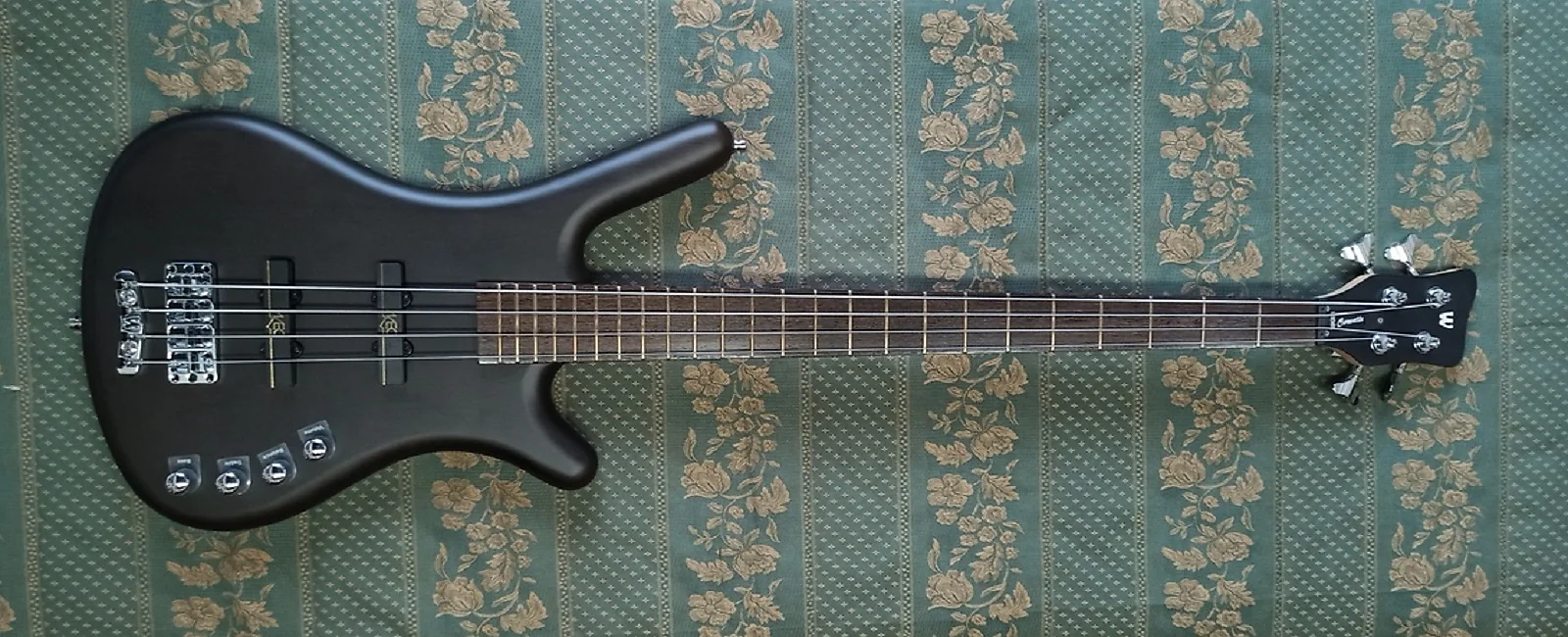 Warwick RockBass Corvette Basic, 4-Strings 2024 - Nirvana Black Transparent Satin - Imagen 3